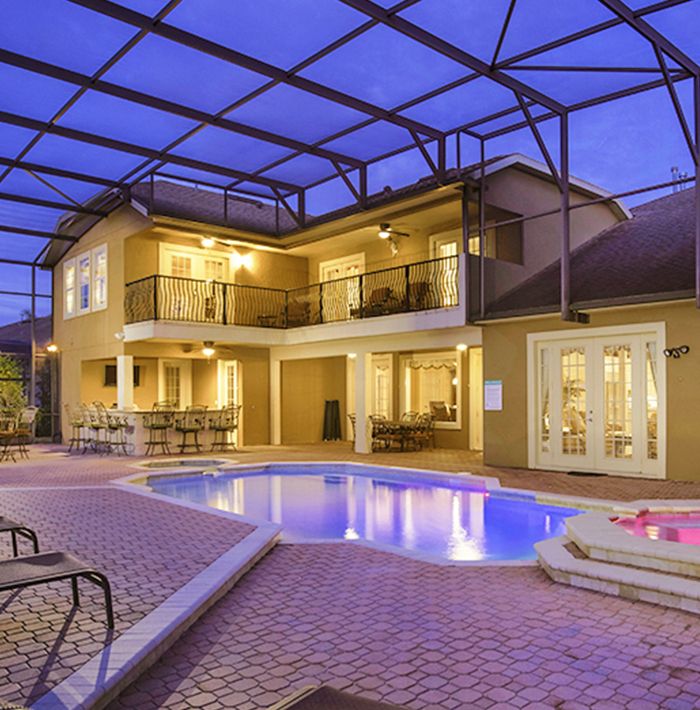 Formosa Gardens Pool Deck